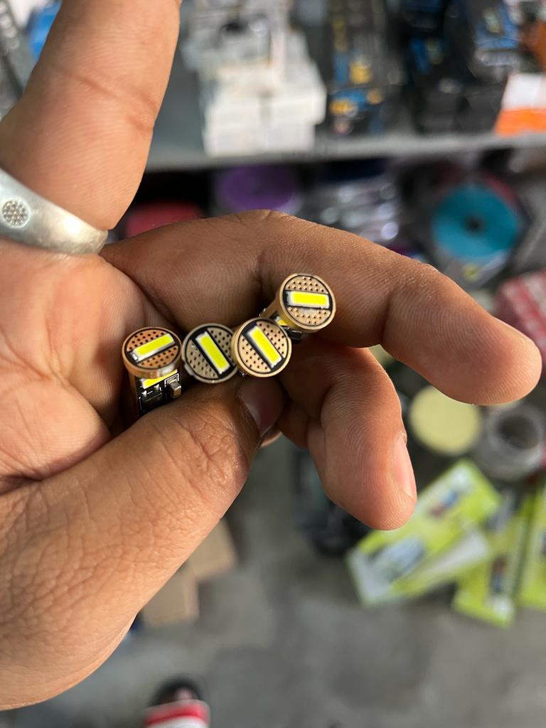 Imported korean chip canbus parking bulb metal body(set of 4)