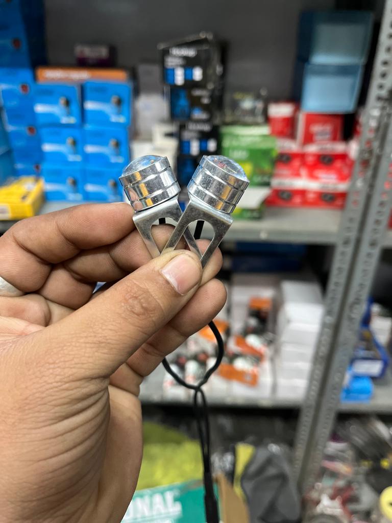 Metal body strobe light with 3 mode white colour (pack of 2)
