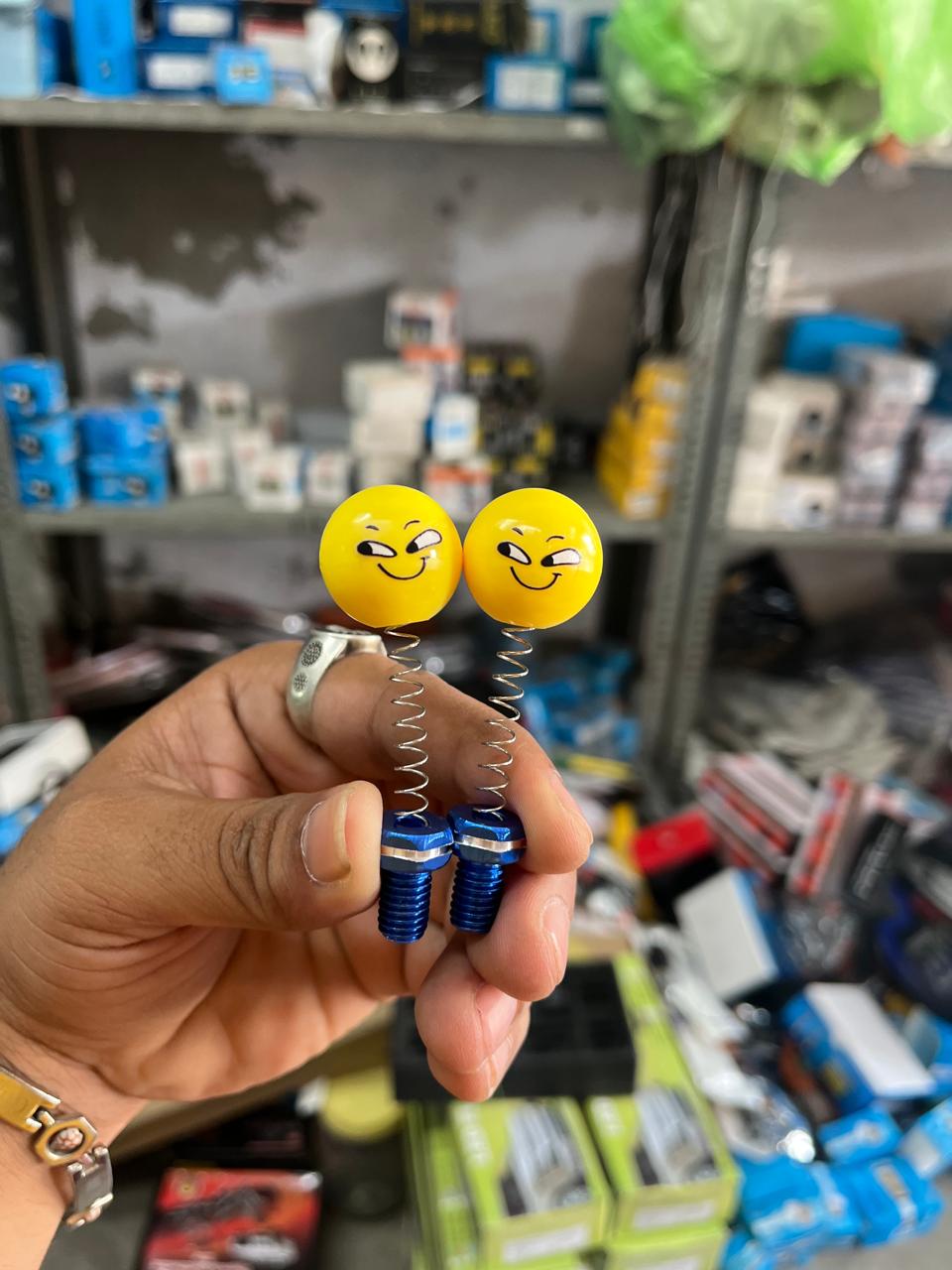 Yoke nut smiley (pack of 2)