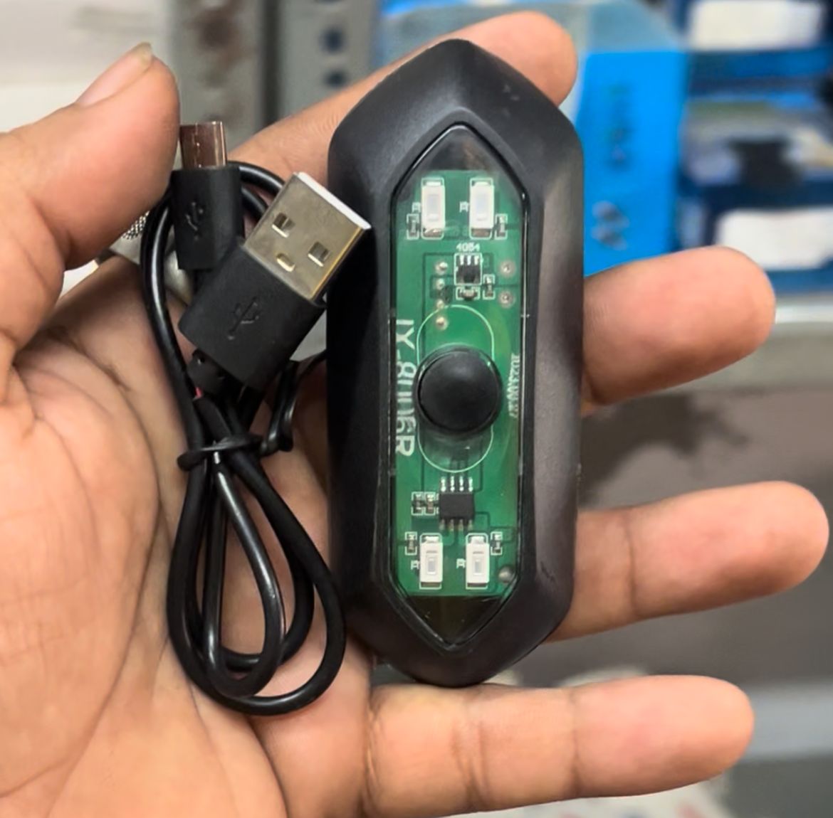 Rechargeable police light