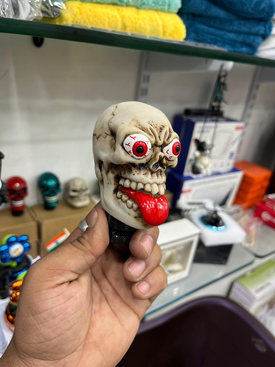 Universal gear knob for all cars