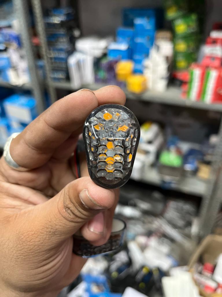 HJG skull smallest indicators (set of 2)