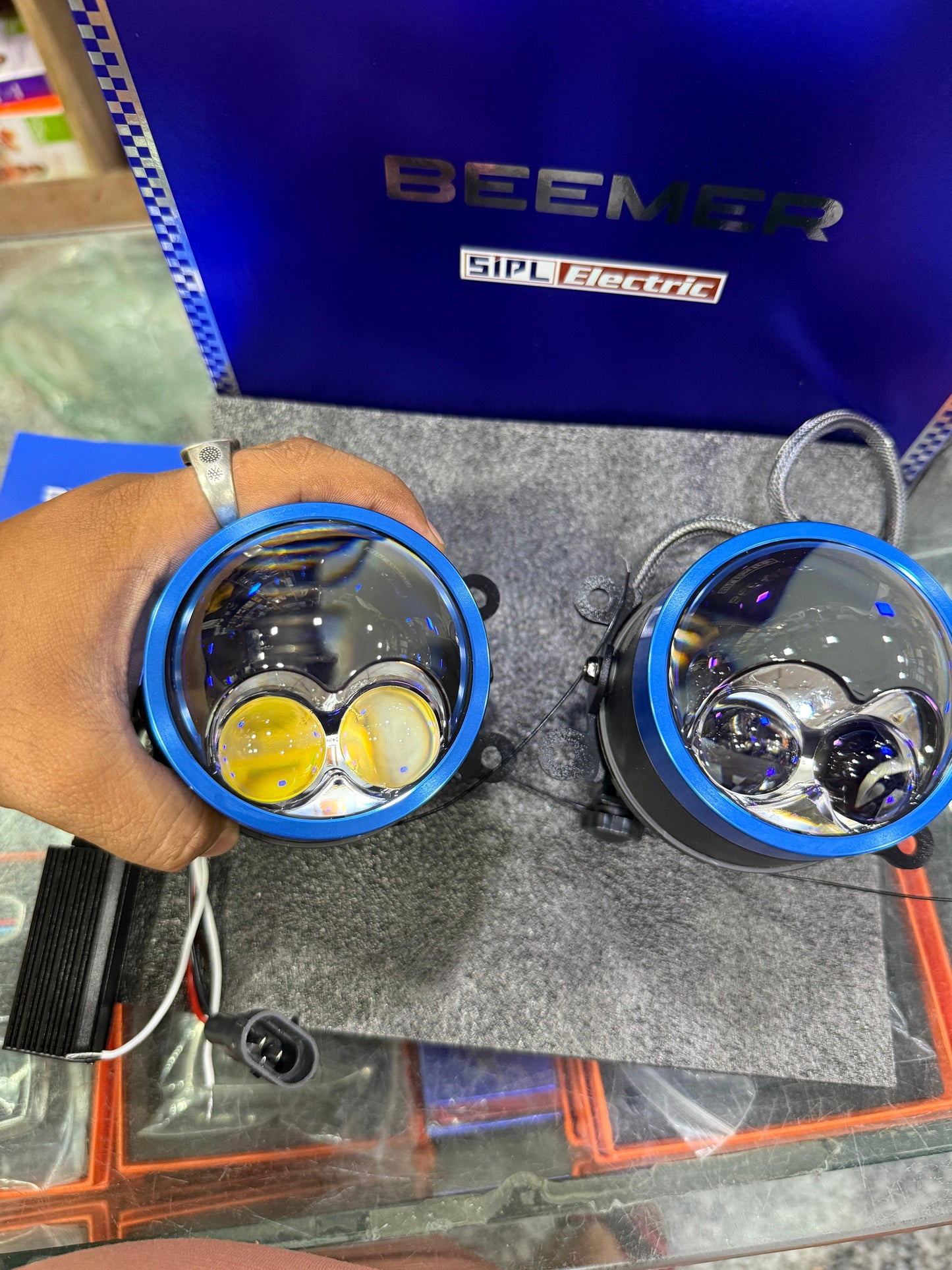 SIPL beemer 180w projector fog lights (pack of 2)