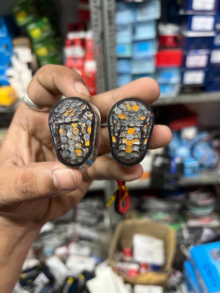 HJG skull smallest indicators (set of 2)