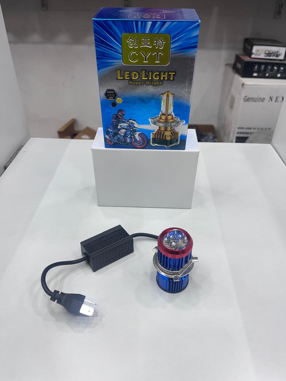 CYT V4 white/yellow led projector (1 piece)