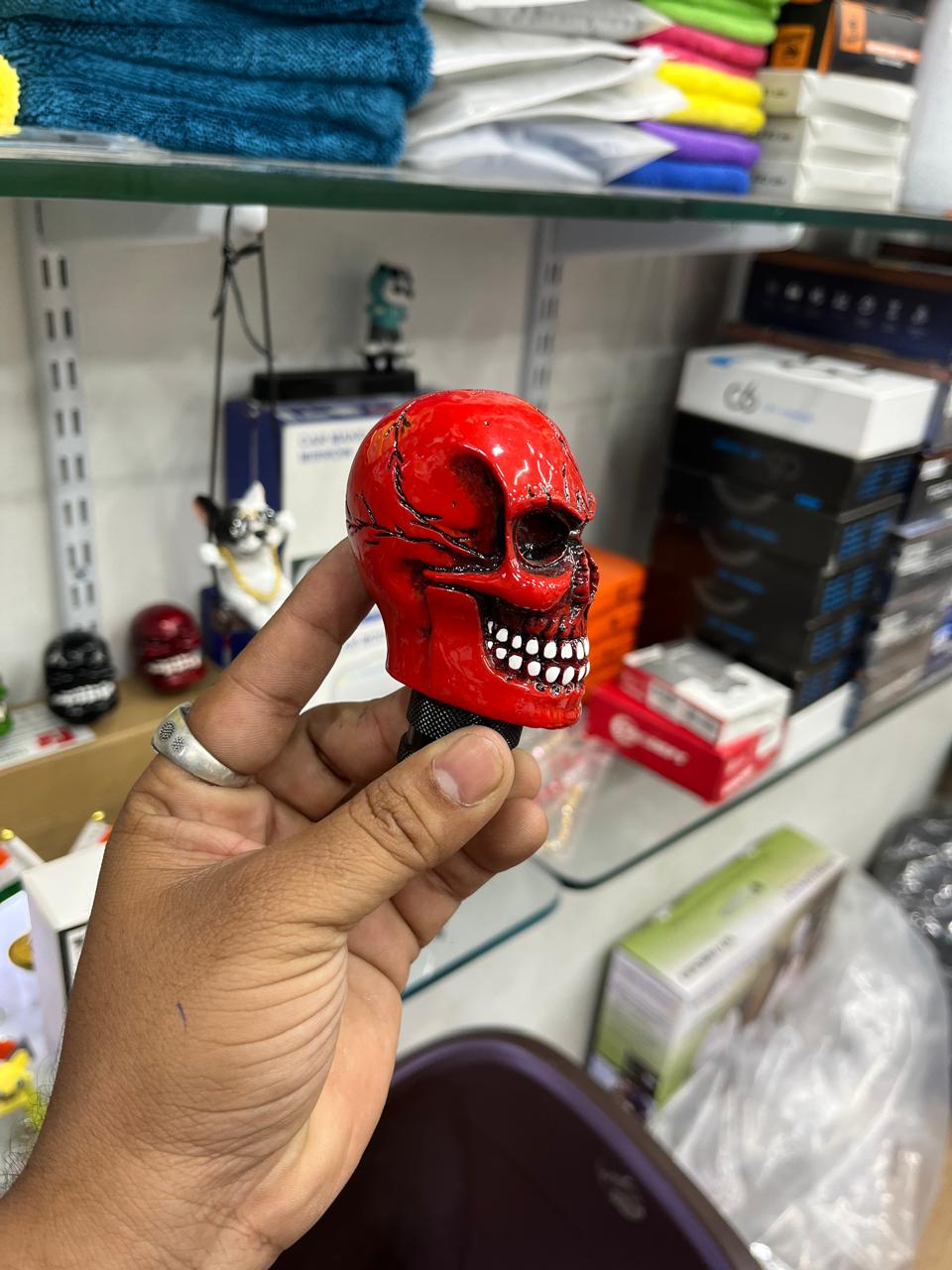 Universal gear knob for all cars