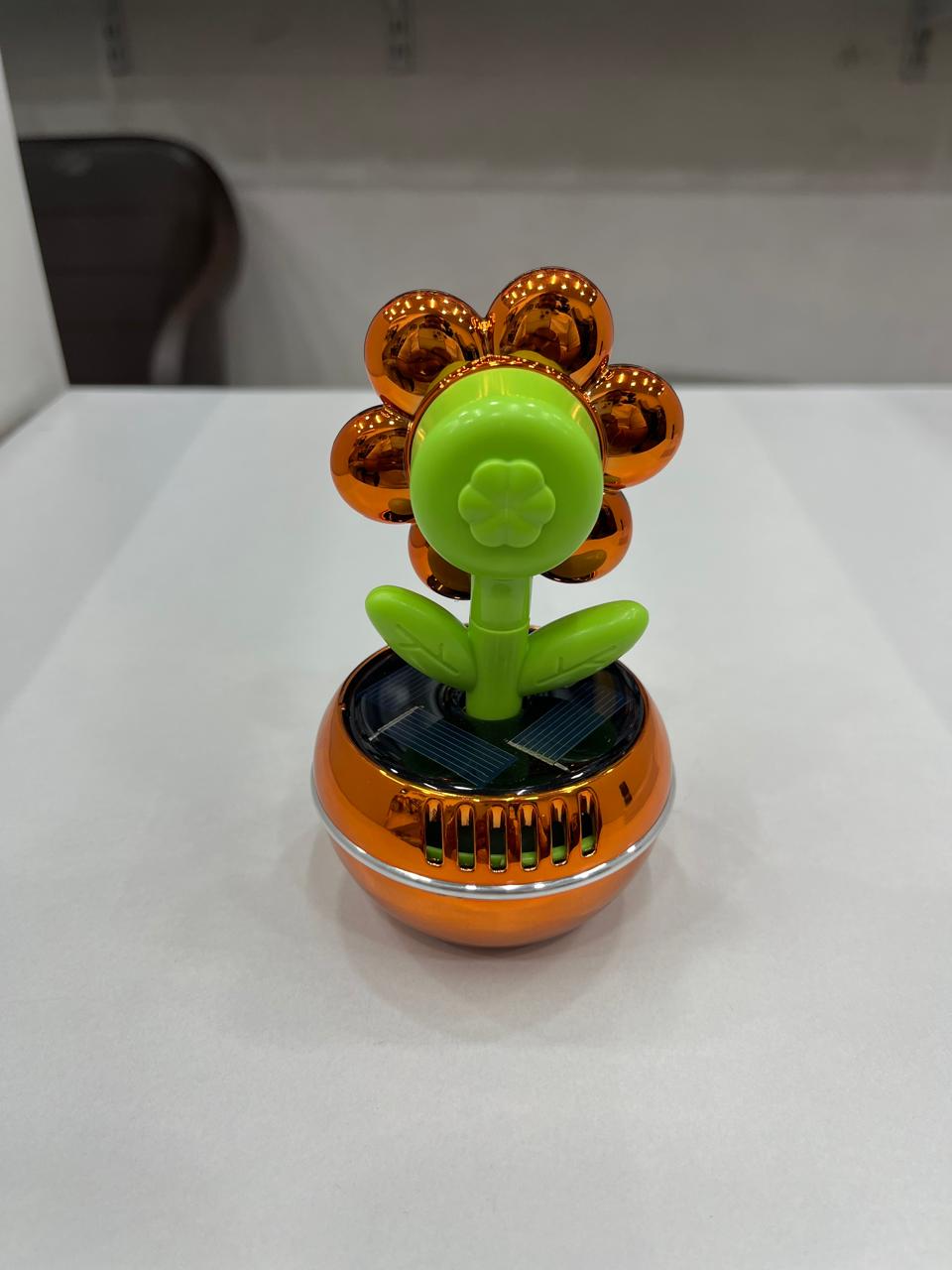 Solar sunflower car perfume with refill